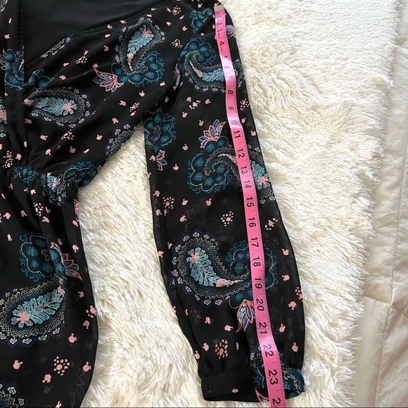 EXPRESS FLORAL ROMPER - Picture 4 of 9